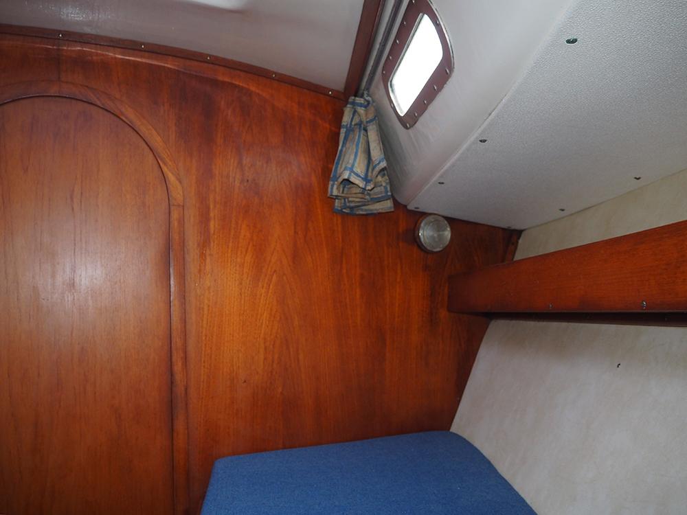 Cabin en avant, H&eacute;bergements